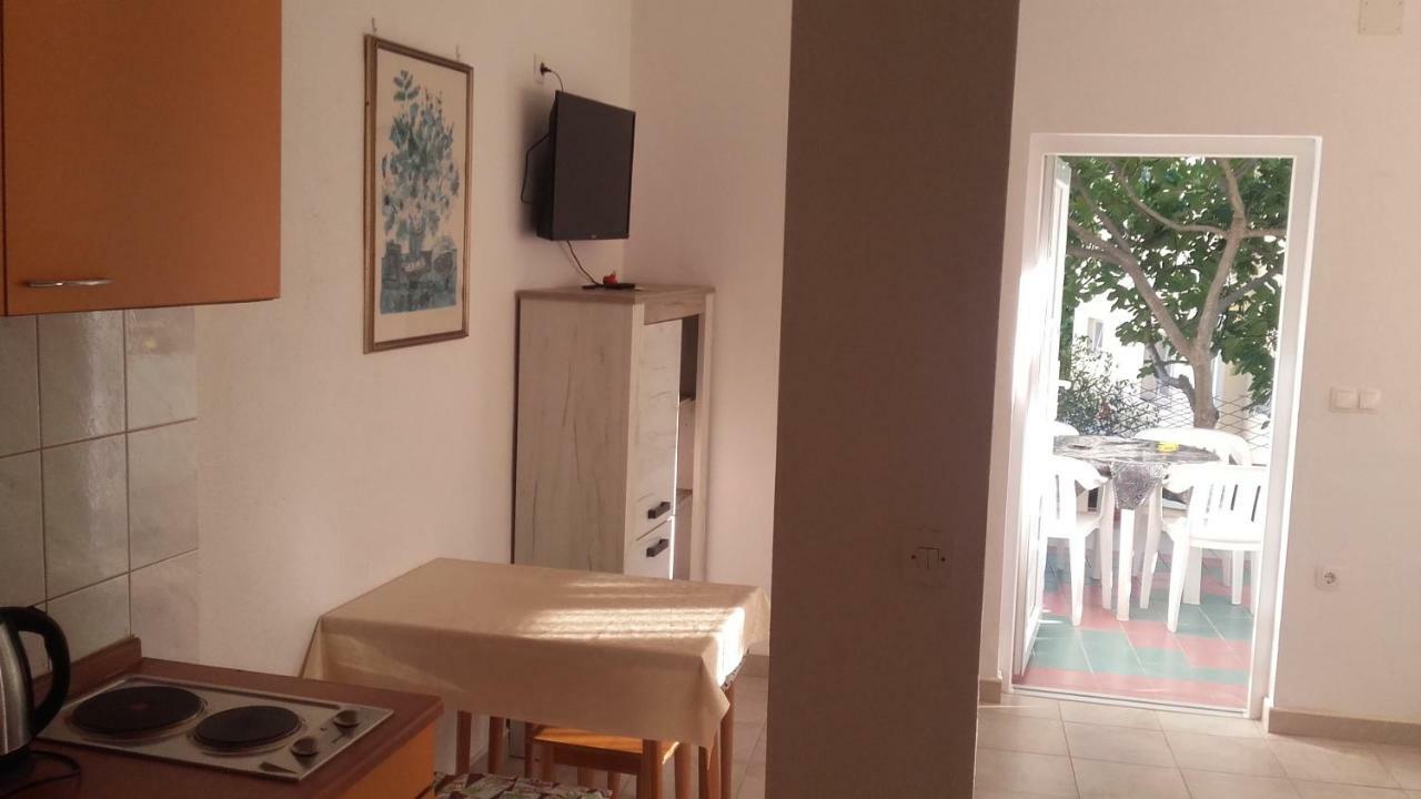 Apartment Dragovic クレック エクステリア 写真
